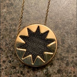 House of Harlow 1960 sunburst necklace